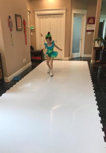 SmartRink figure skater